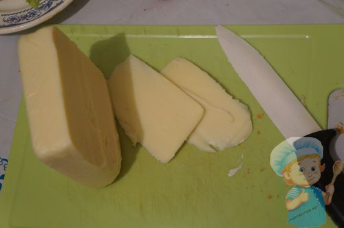 Нарезаем сыр