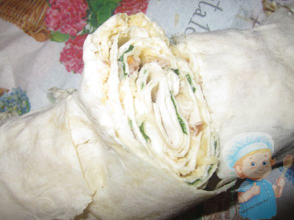 Рулет из лаваша с курицей и сыром — рецепт с фото пошагово